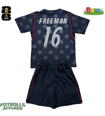 Förenta stater Alex Freeman #16 Bortaställ Barn VM 2026 Kortärmad (+ Korta byxor)